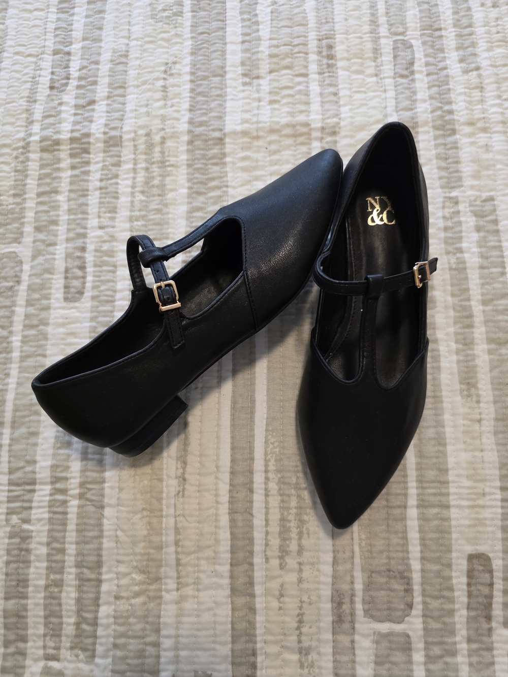 New York & Company Black T-Strap Pointed Flats